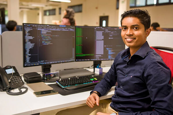 Kheelesh, Senior Software Engineer